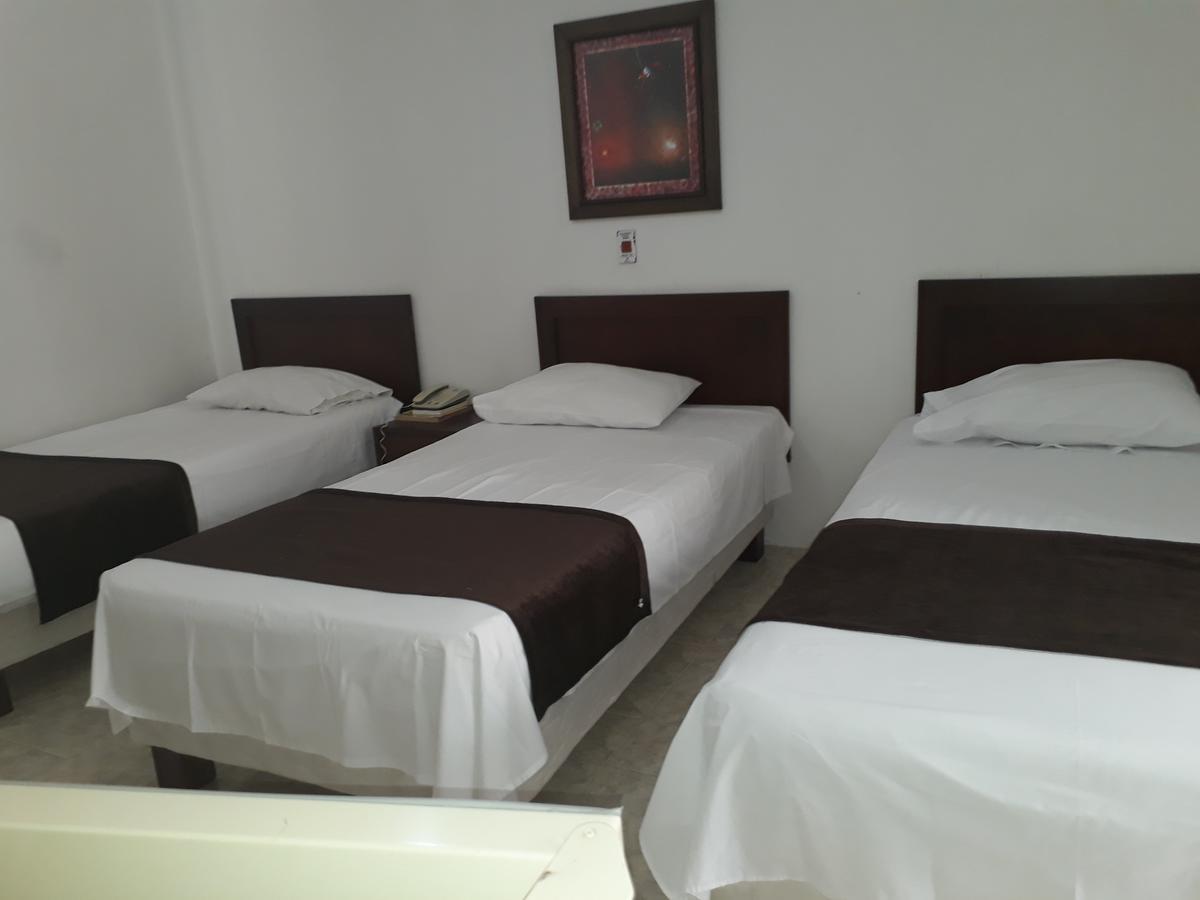 Hotel Hacaritama Ocaña Extérieur photo