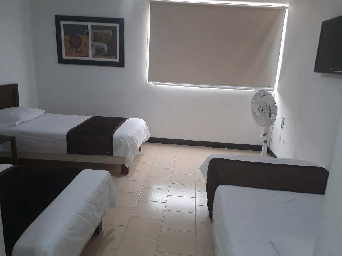 Hotel Hacaritama Ocaña Extérieur photo